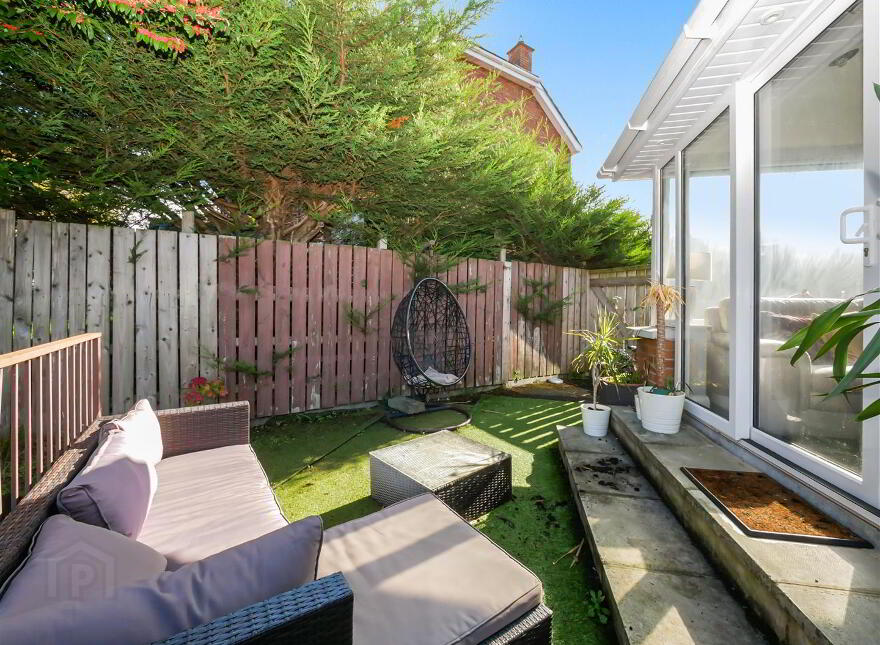 40 Ballylenaghan Heights, Saintfield Road, Belfast, BT8 6WL