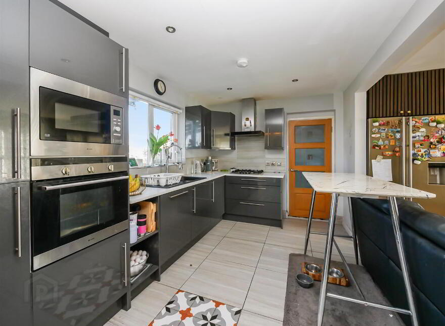 40 Ballylenaghan Heights, Saintfield Road, Belfast, BT8 6WL