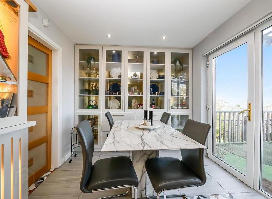 40 Ballylenaghan Heights, Saintfield Road, Belfast, BT8 6WL