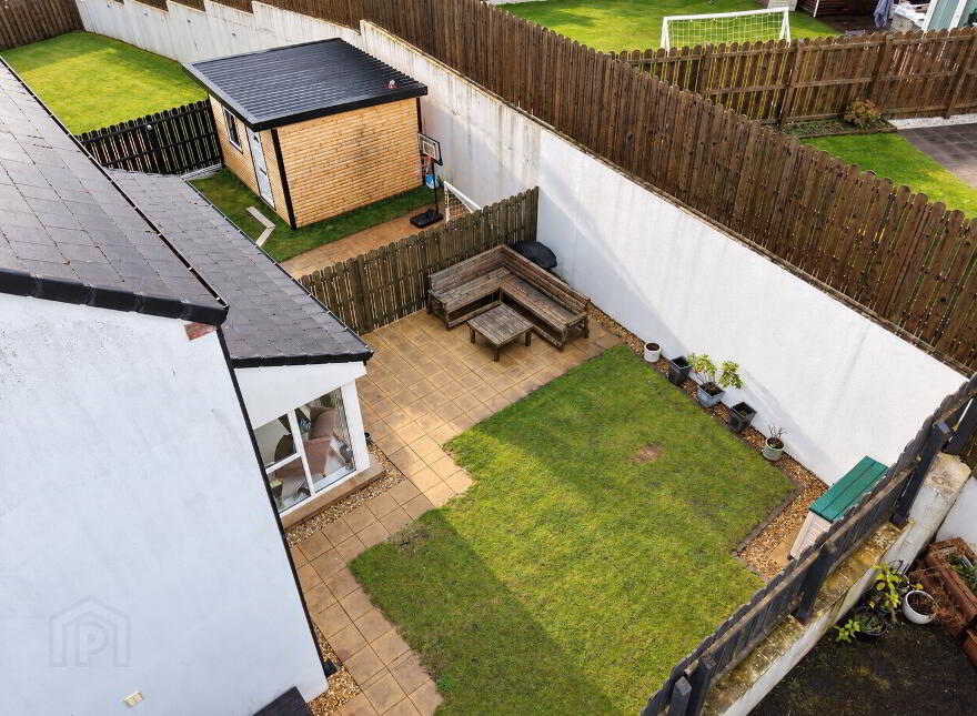 3 The Hilocks, Altnagelvin, L'Derry, BT47 3FR