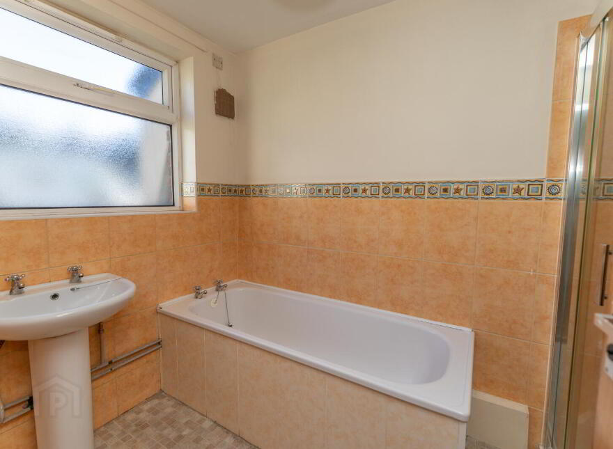 10 St. Malachys Avenue, Castlewellan, BT31 9EA