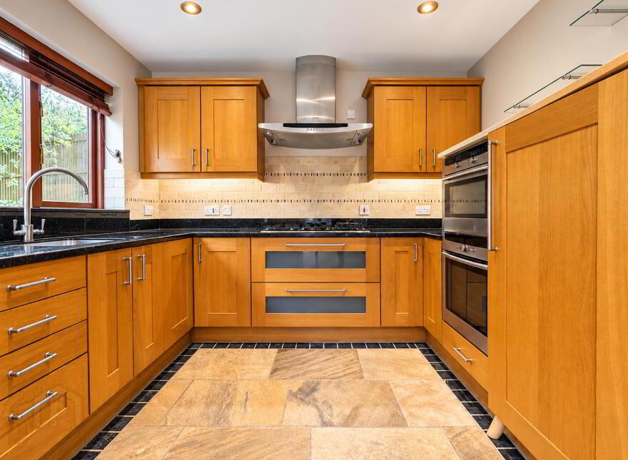 15 Curlew Crescent, Newtownards, BT23 8FW