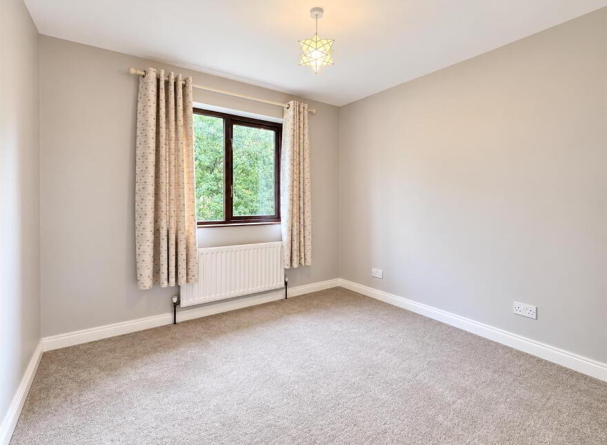 15 Curlew Crescent, Newtownards, BT23 8FW