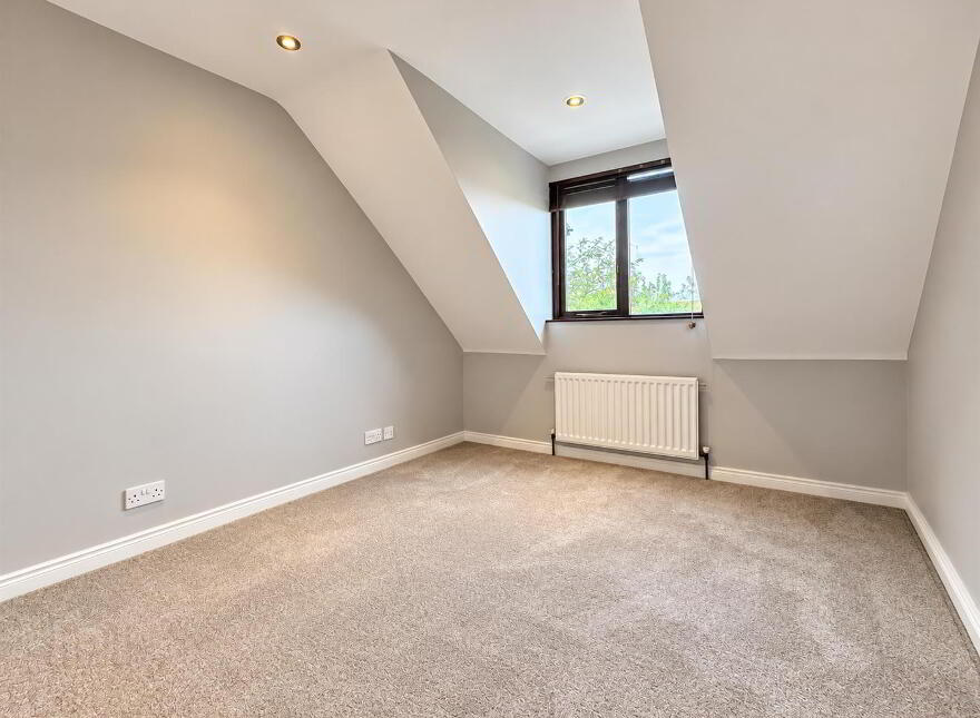 15 Curlew Crescent, Newtownards, BT23 8FW