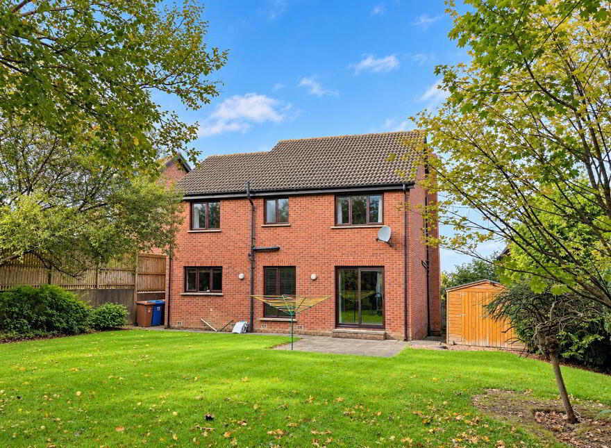 15 Curlew Crescent, Newtownards, BT23 8FW