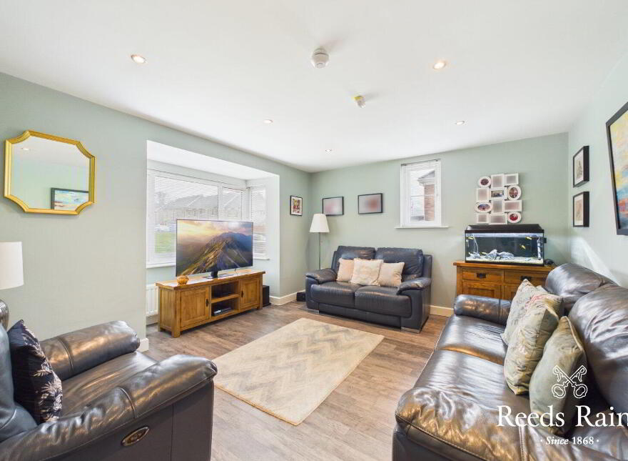 24 Ayrshire Avenue, Lisburn, BT28 2WF