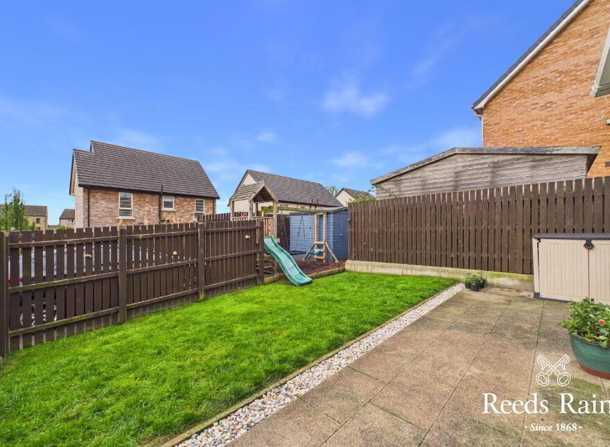 24 Ayrshire Avenue, Lisburn, BT28 2WF