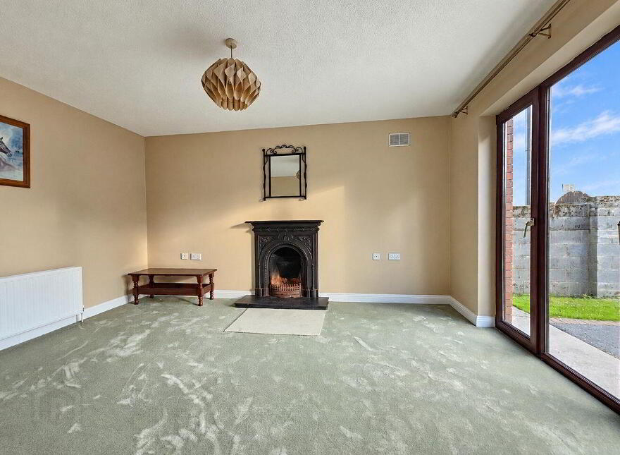 12 Woodlands, Kilrush Road, Ennis, V95KPF3