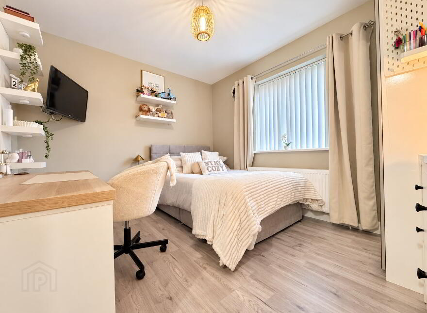 6 Highgrove Green, Carrickfergus, BT38 9UB