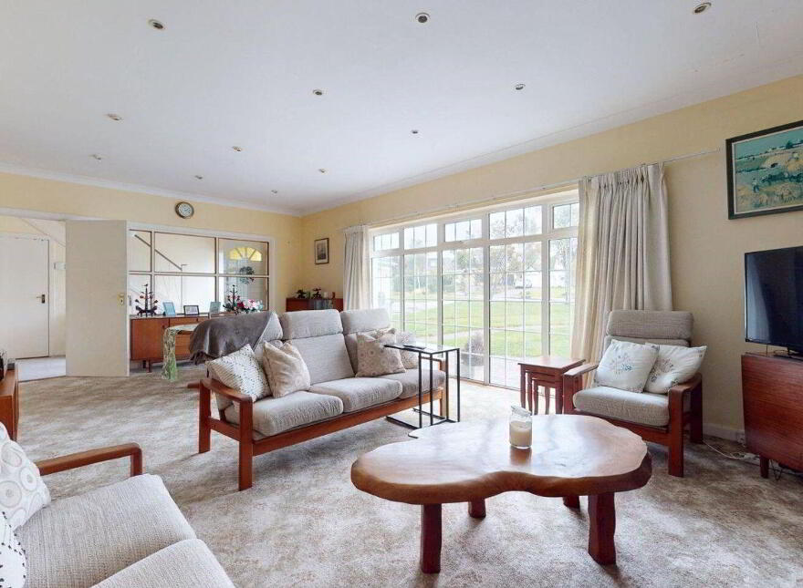 58 Offington Avenue, Sutton, Sutton, D13K3K8