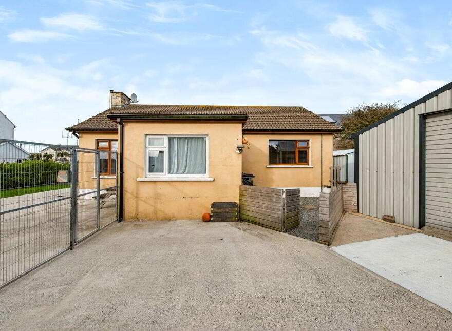 Clair De Lune, Saint Martin's Road, Rosslare Harbour, Y35Y1T7