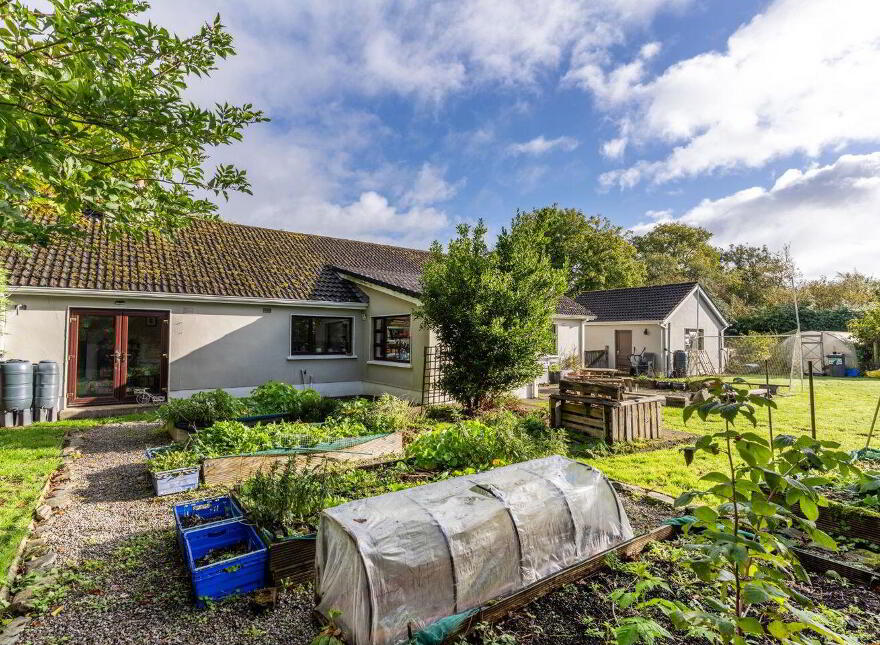 Knockglass, Broadleas Commons, Ballymore Eustace, Naas, W91K2Y7