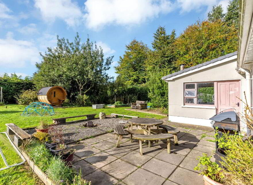 Knockglass, Broadleas Commons, Ballymore Eustace, Naas, W91K2Y7