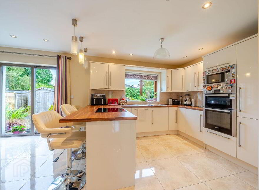 Blackfort Avenue, Castlebar, F23KA66