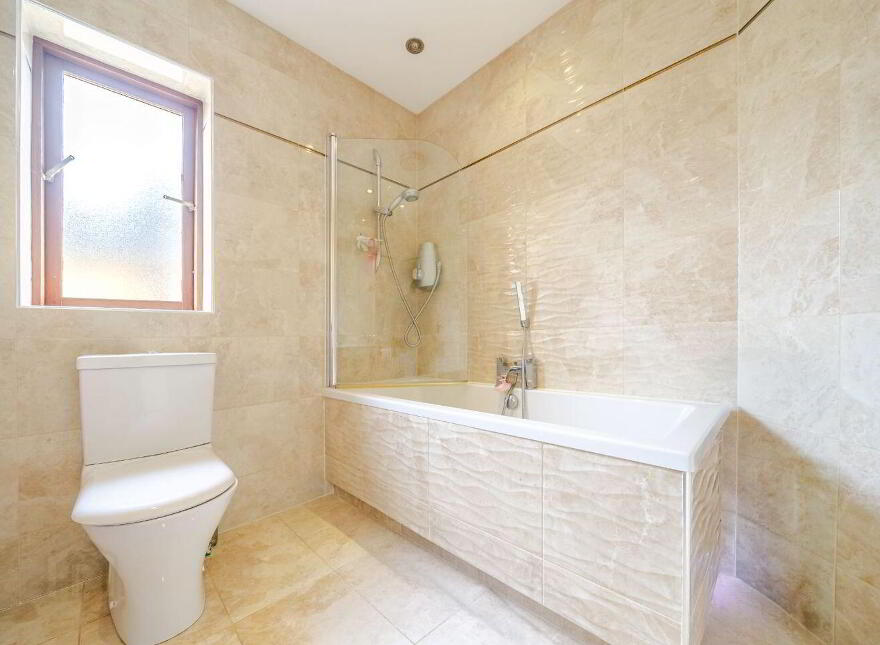 Blackfort Avenue, Castlebar, F23KA66