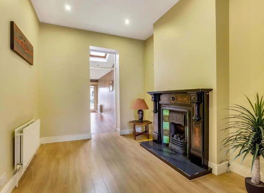 48 Castle Road, Dundalk, A91C3V5
