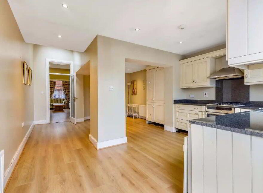 48 Castle Road, Dundalk, A91C3V5
