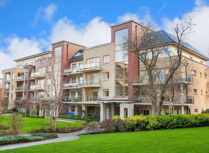 310 The Elm, Trimbelston, Goatstown Road, Dublin 14, D14H2W1