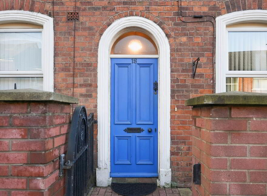 18 Sunnyside Street, Belfast, BT7 3EX