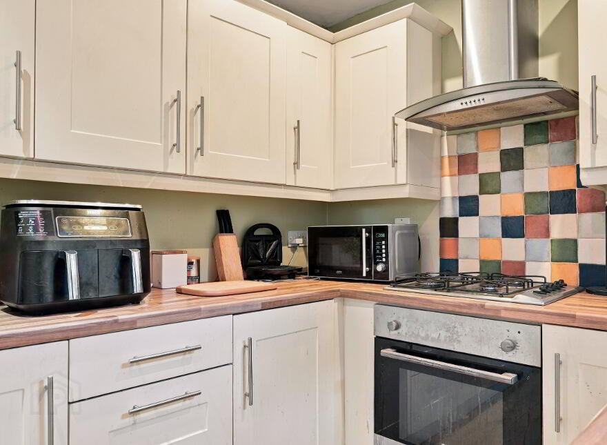 18 Sunnyside Street, Belfast, BT7 3EX