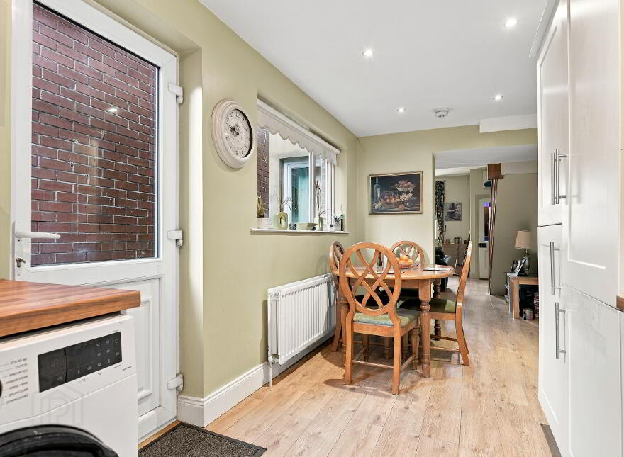 18 Sunnyside Street, Belfast, BT7 3EX