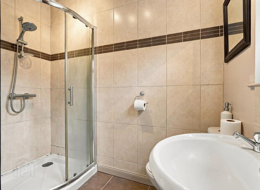 18 Sunnyside Street, Belfast, BT7 3EX