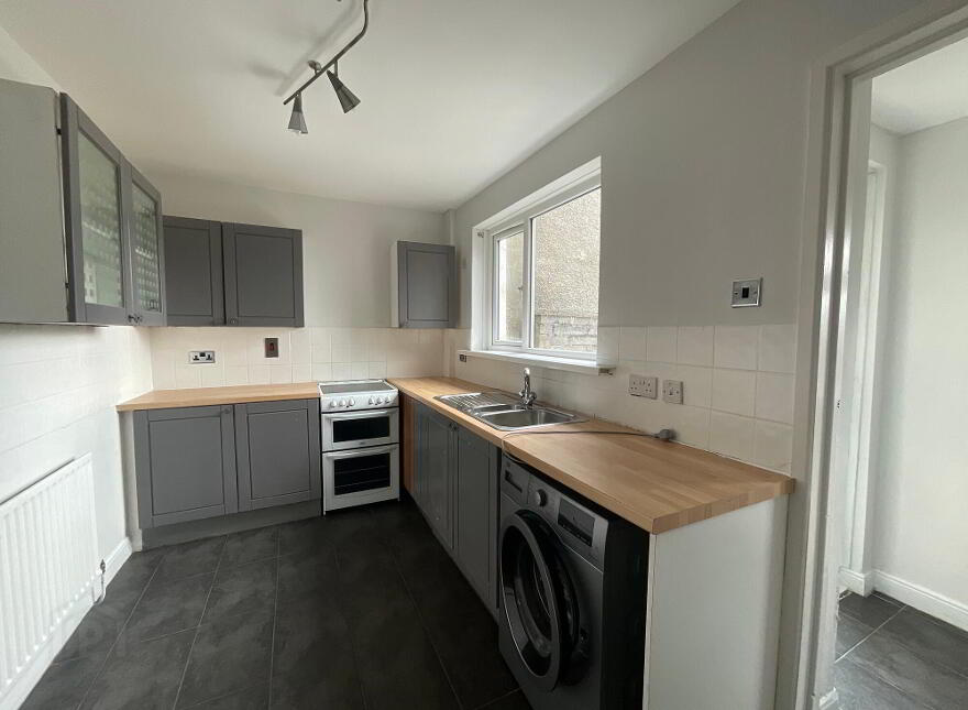 8 Donaldson Crescent, Belfast, BT13 3LQ