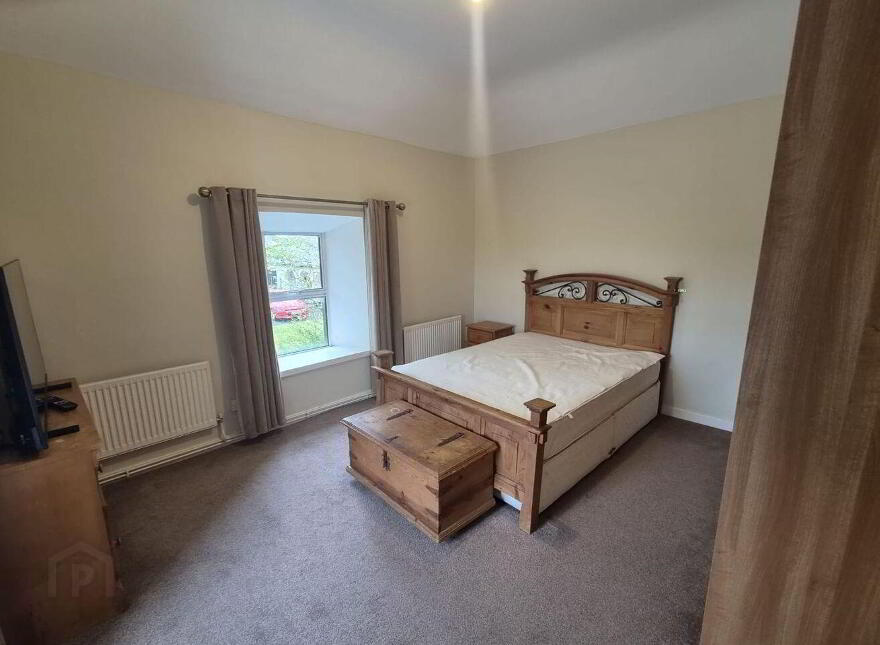Ballinderry, Four Mile House, F42XC79