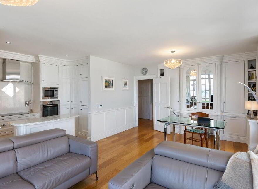 Apartment 18 Penthouse Pavilion 2 Marine Road, Dún Laoghaire, Dun Laoghaire, A96PF58