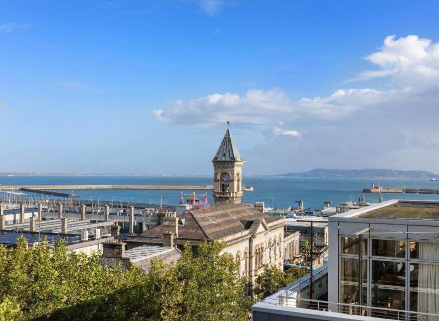 Apartment 18 Penthouse Pavilion 2 Marine Road, Dún Laoghaire, Dun Laoghaire, A96PF58