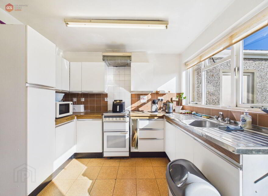 9 Heatherlea Avenue, Portstewart, BT55 7HF