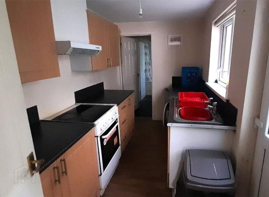 10 Henry Street, Londonderry, BT48 6RU
