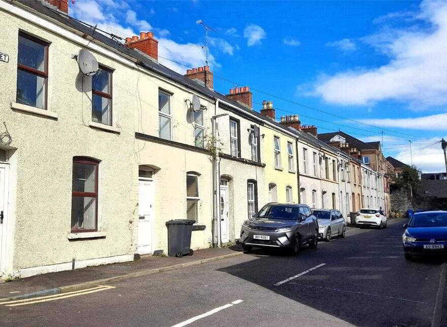 10 Henry Street, Londonderry, BT48 6RU
