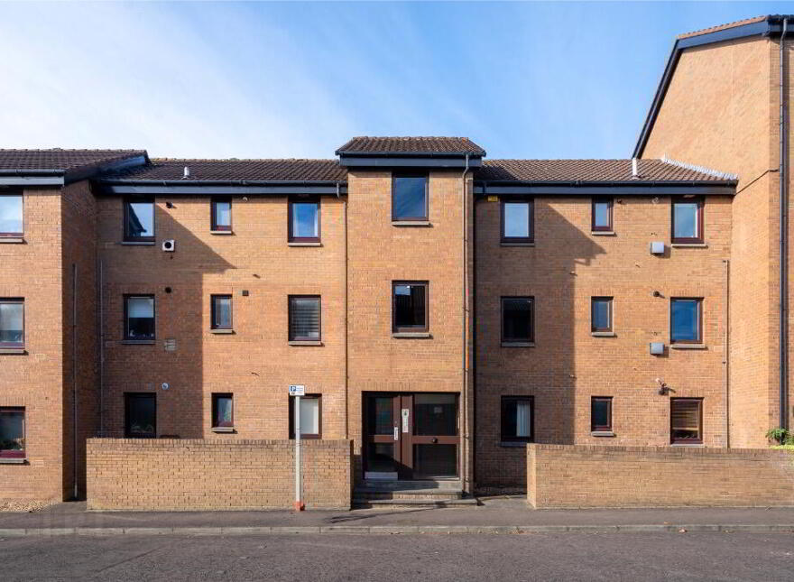 4 Boat Green, Canonmills, Edinburgh, EH3 5LL photo