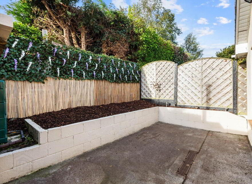 11 Llewellyn Lawn, Rathfarnham, Rathfarnham, D16Y3E0
