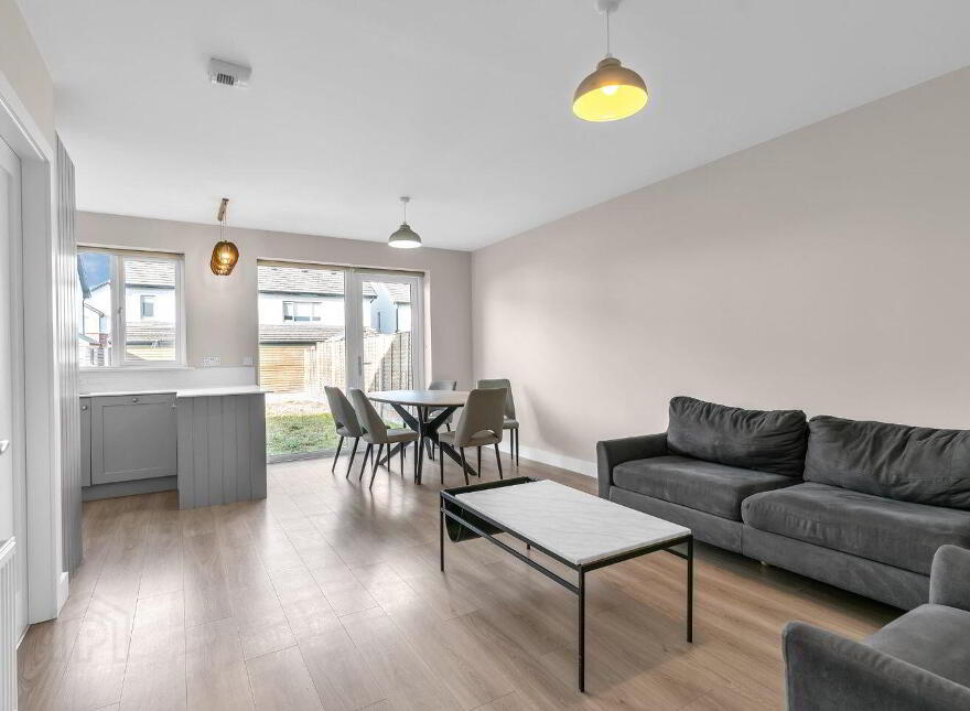 33 The Arches, Castle Farm, Naas, W91X4RN