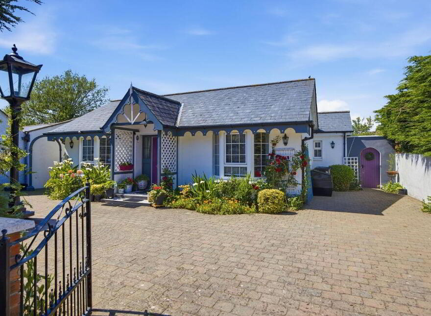 1 Woodford Lane, Portmarnock, Portmarnock, D13E221