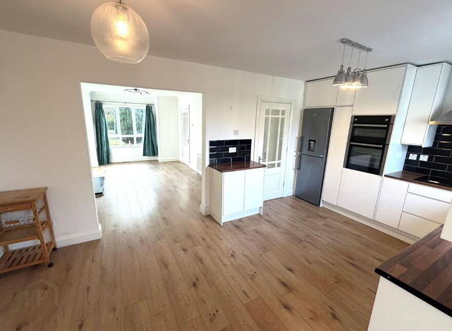 38 The Pines, Forest Park, Portlaoise, R32H3V9