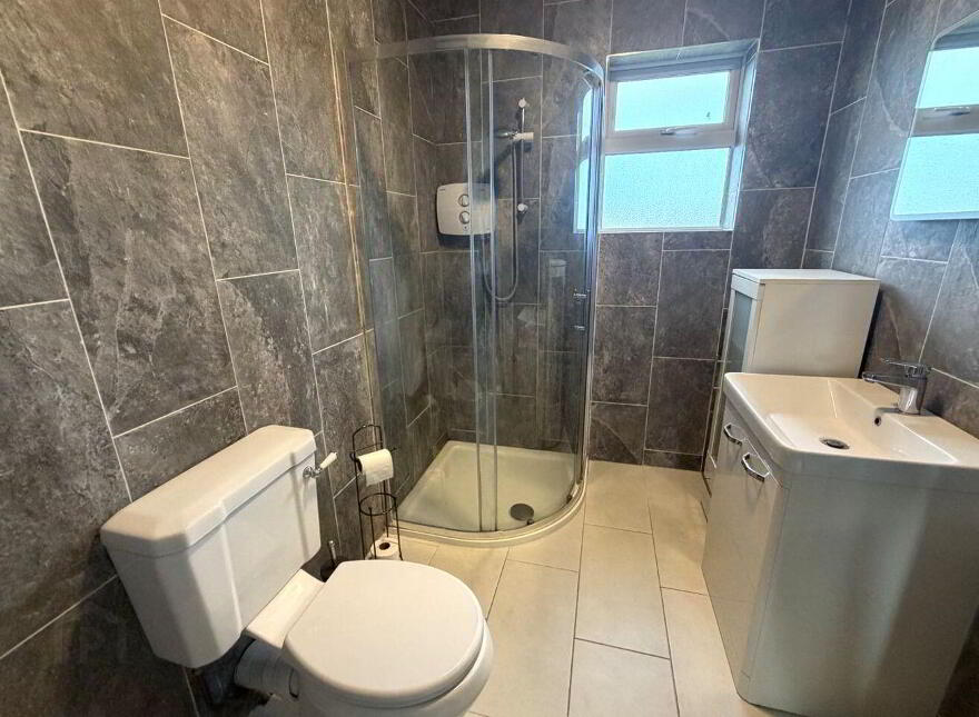 38 The Pines, Forest Park, Portlaoise, R32H3V9