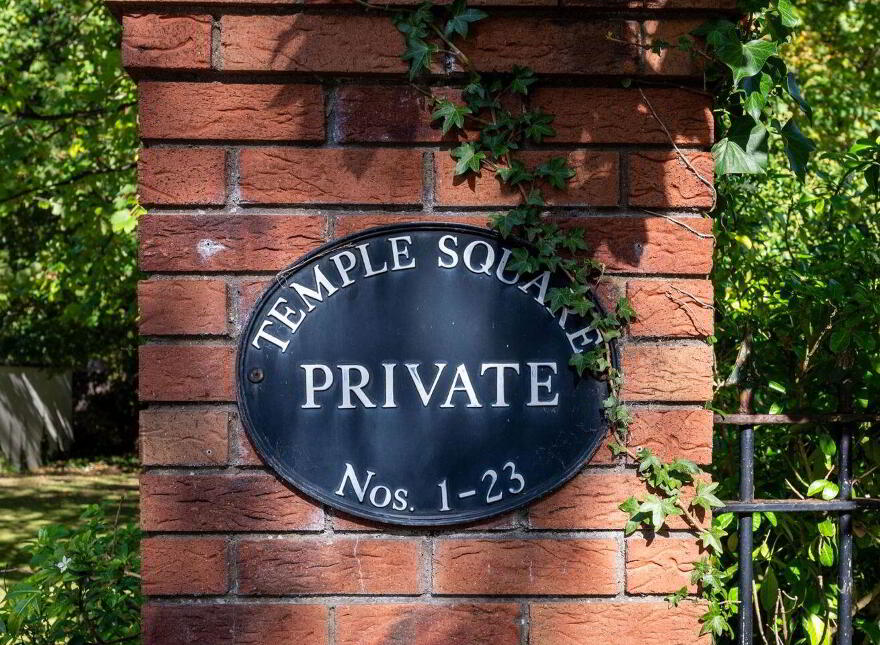 18 Temple Square, Temple Road, Dartry, Dartry, D06DX22