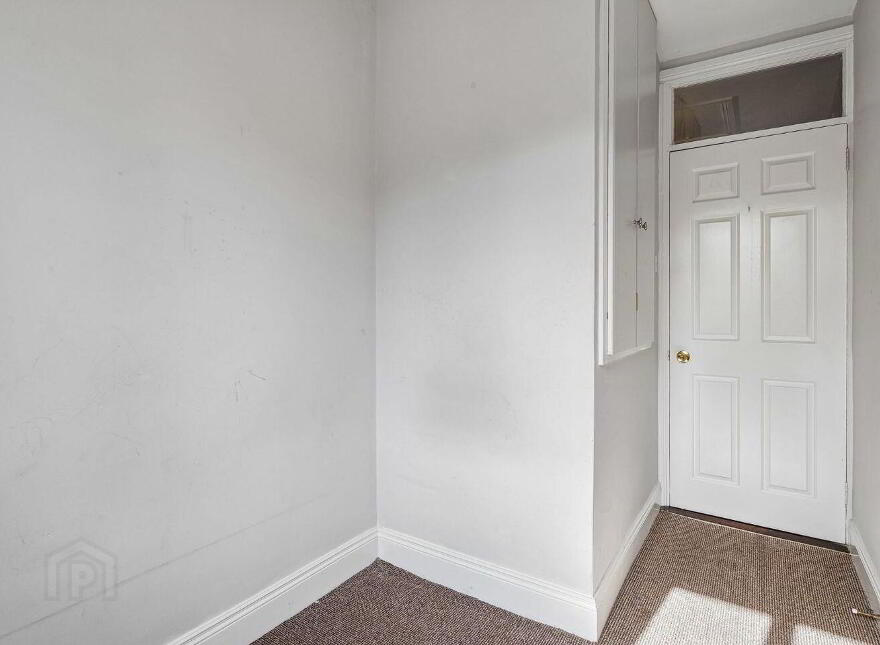 18 Temple Square, Temple Road, Dartry, Dartry, D06DX22