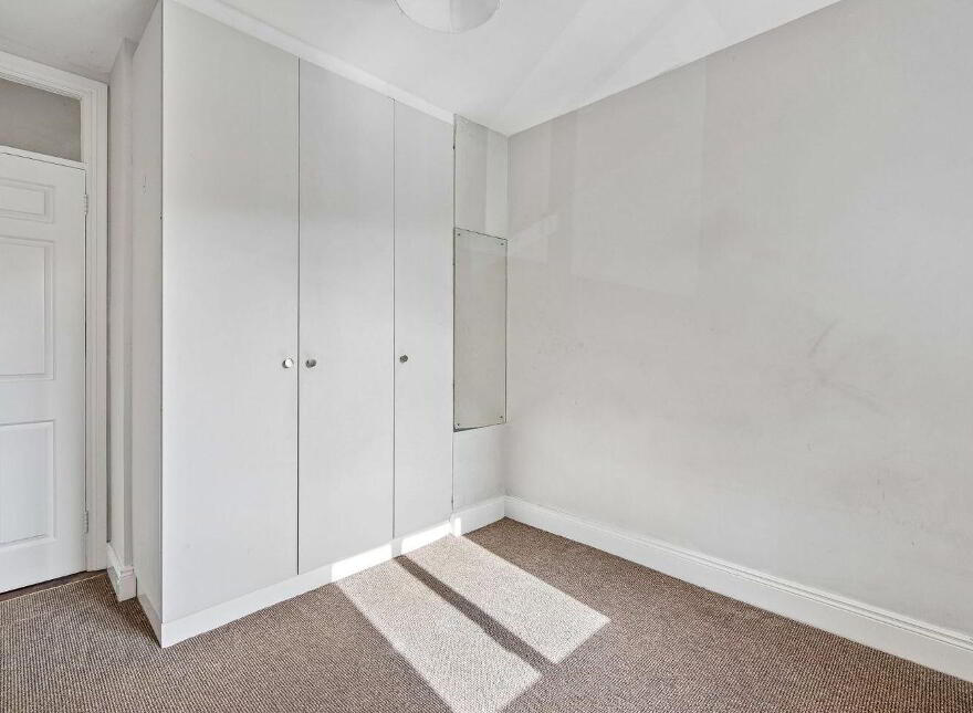 18 Temple Square, Temple Road, Dartry, Dartry, D06DX22