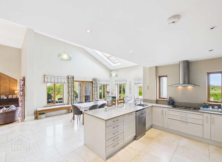 Cahertinny, Loughrea, H62XH77