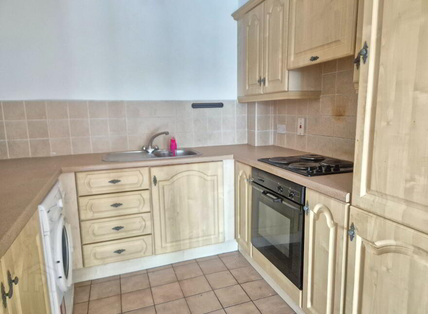 33 Queens Court, Queens Quay, Derry, BT48 7AW