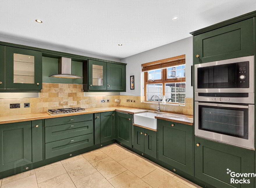 10 Drumfad Avenue, Millisle, BT22 2GS