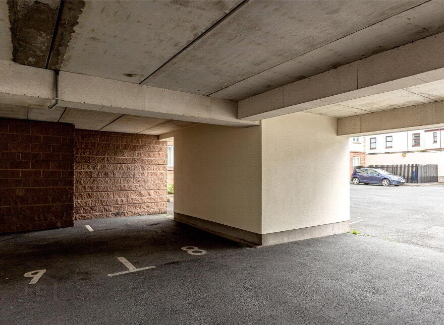 8 Holborn Court, Bangor, BT20 5EA