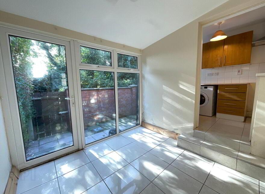 15 Hesketh Road, Belfast, BT14 7JU