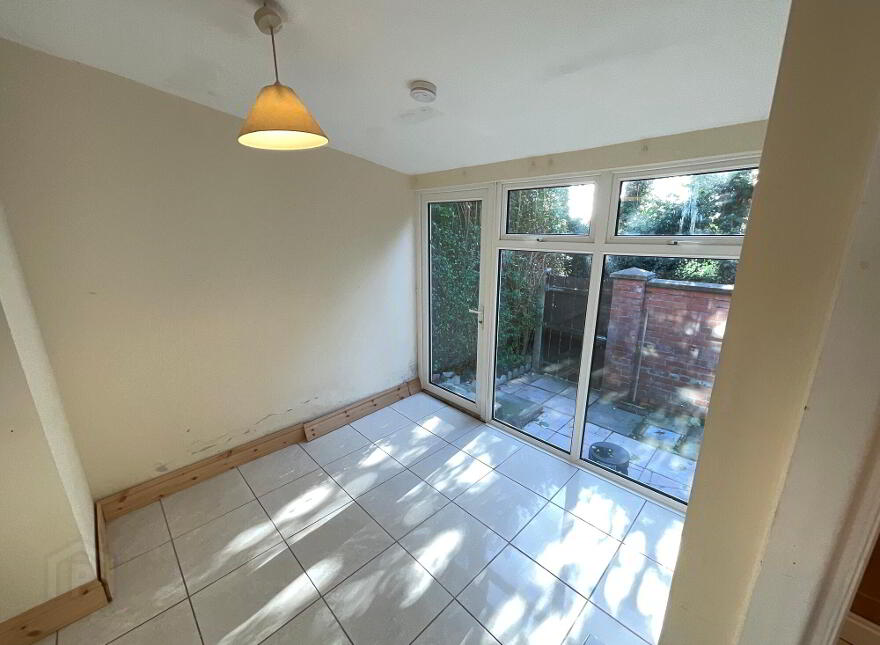 15 Hesketh Road, Belfast, BT14 7JU