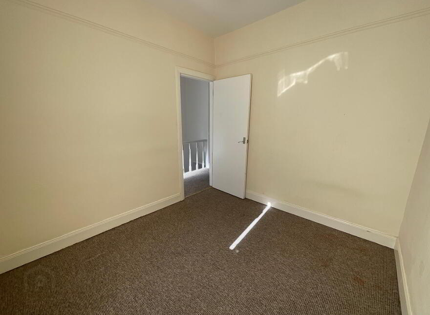 15 Hesketh Road, Belfast, BT14 7JU