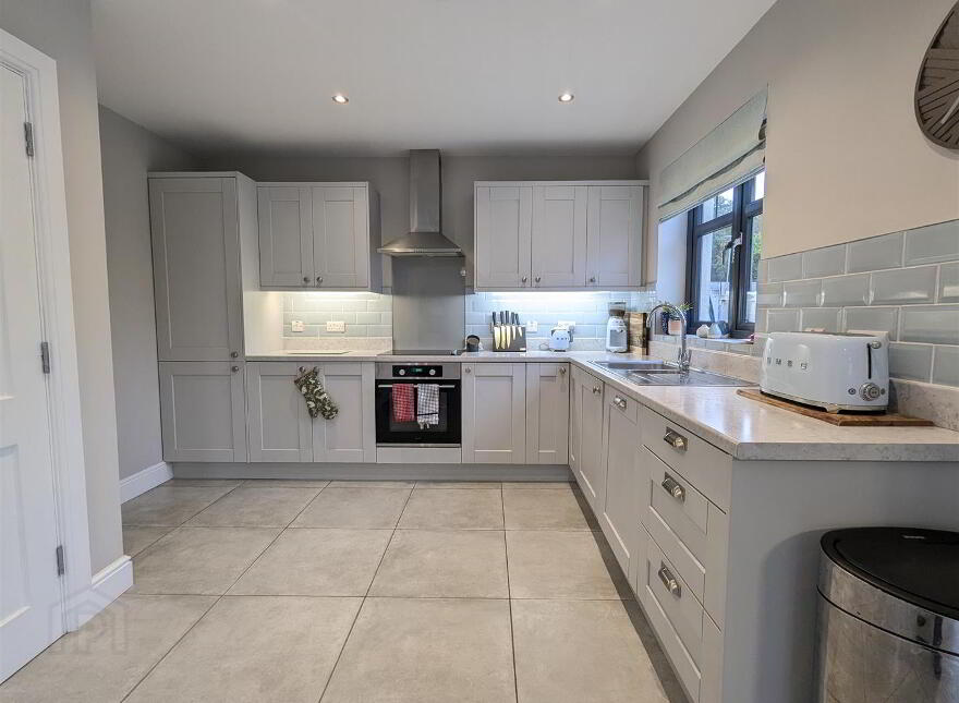 9 Pirrie Lane, Comber, Newtownards, BT23 5ZU